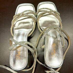 Pink Lily size 8 silver ankle strap heels. Like new